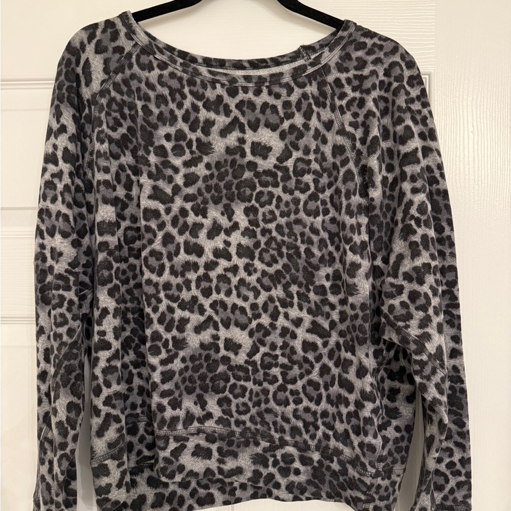 Velvet Leopard Print Gray Women's Top